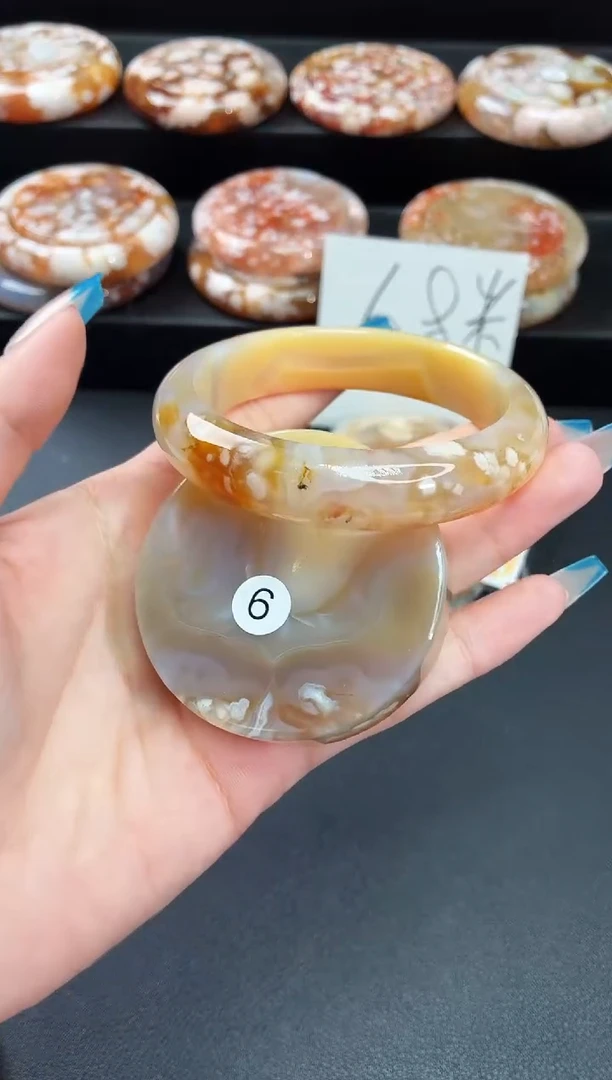 手镯玛瑙/玉髓未镶嵌石英质玉57圈56/57带(赠送镯心)