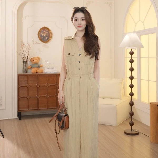 Basic House/百家好2025夏季新款休闲风收腰显瘦直筒连体服DX419