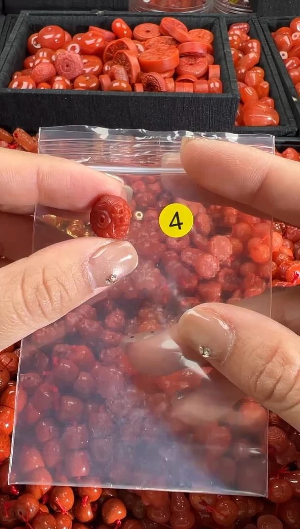 【闪购商品】南红玛瑙颈饰未镶嵌1