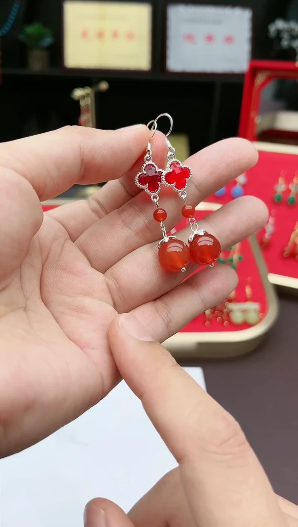 【闪购商品】南红玛瑙耳饰银S925镶嵌233000