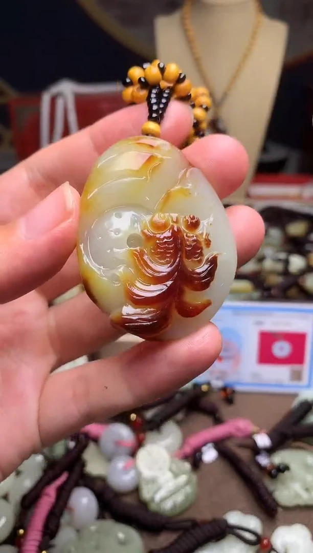 颈饰未镶嵌和田玉新疆料青海料清水和田玉吊坠