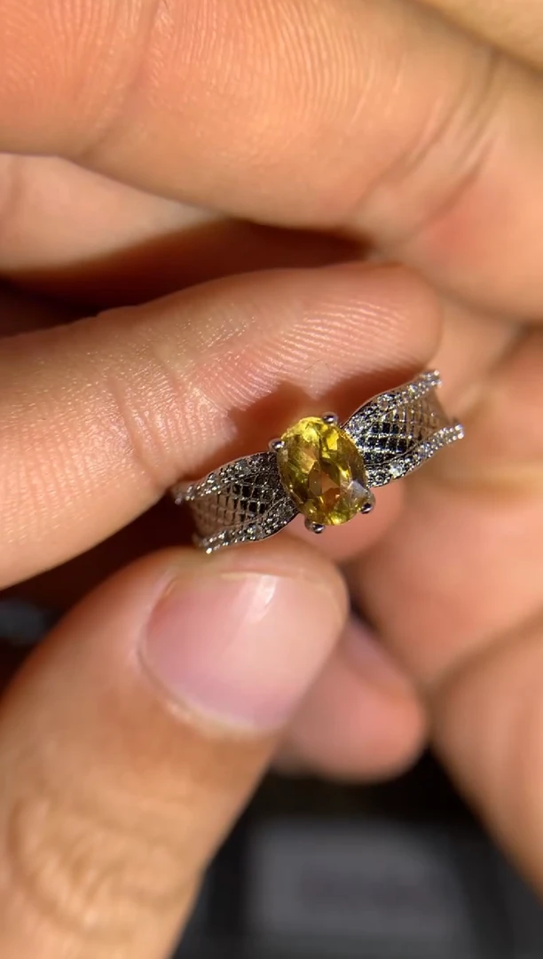 【闪购商品】水晶戒指合金天然