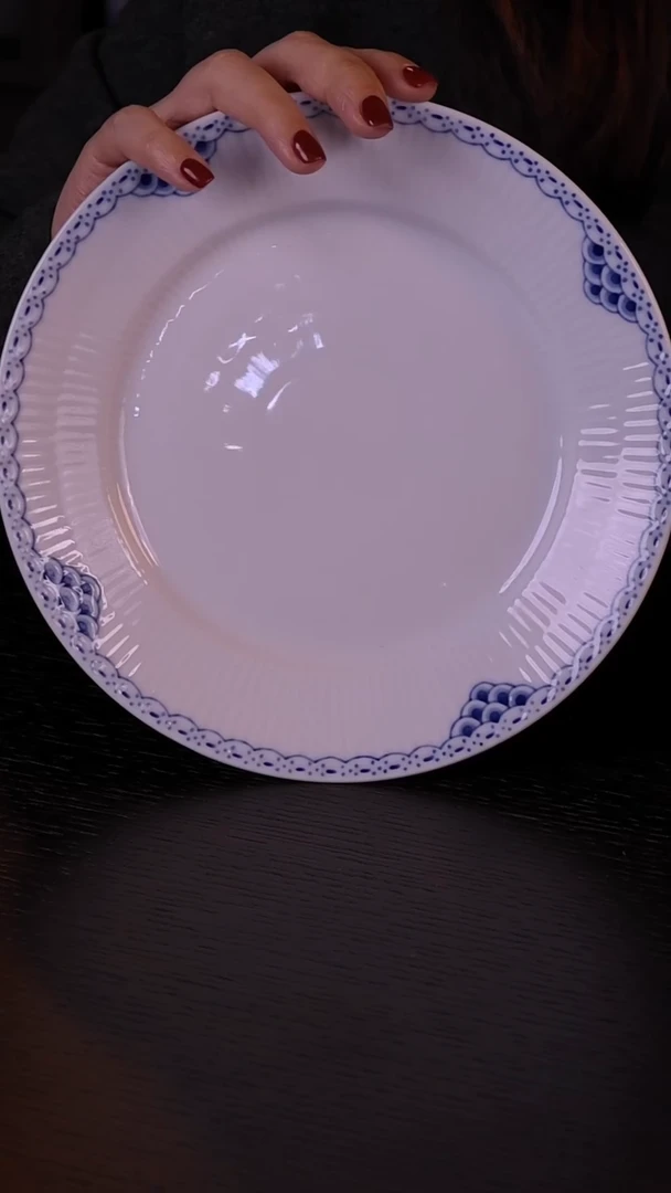 rc     公主蓝    餐盘22公分无盒