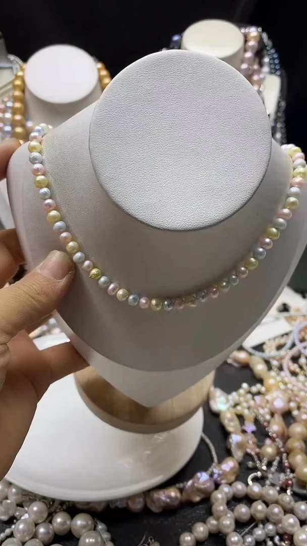 颈饰未镶嵌淡水珍珠多人