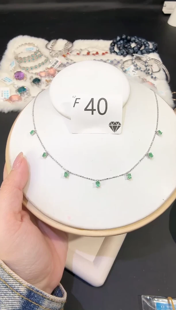 银S925镶嵌项链祖母绿多样性发一F40