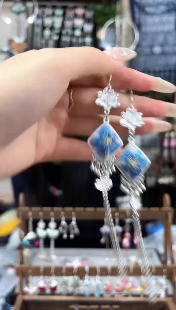 织绣民族风非遗老绣饰品192