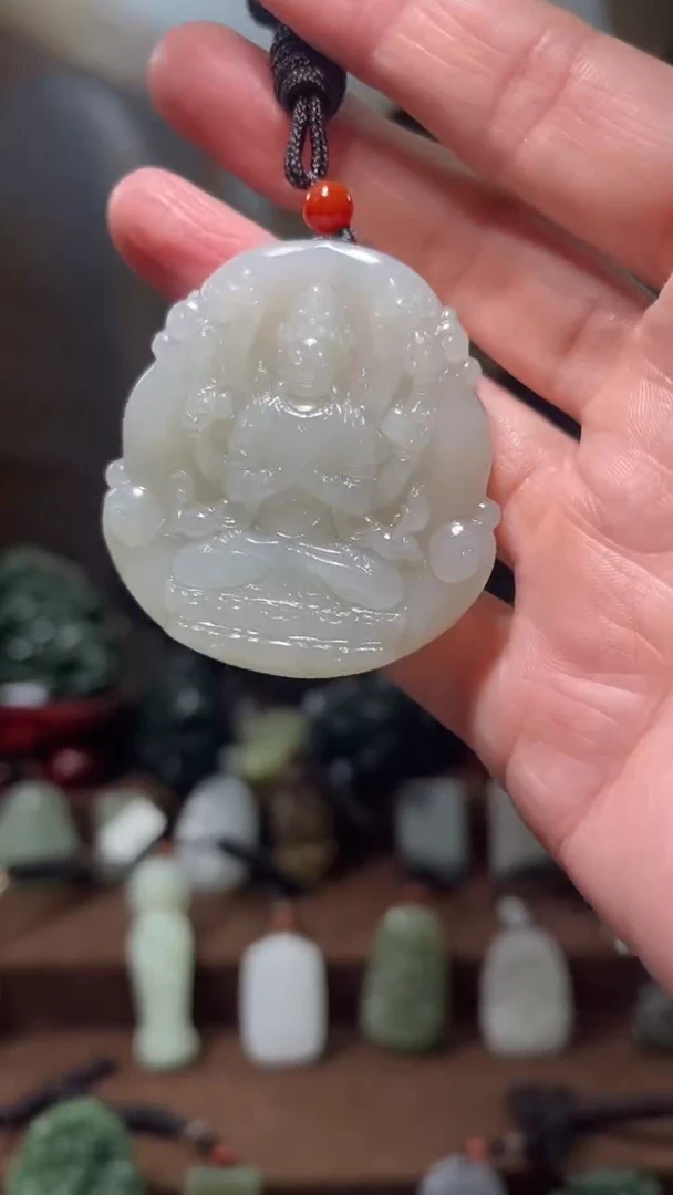 颈饰未镶嵌和田玉·