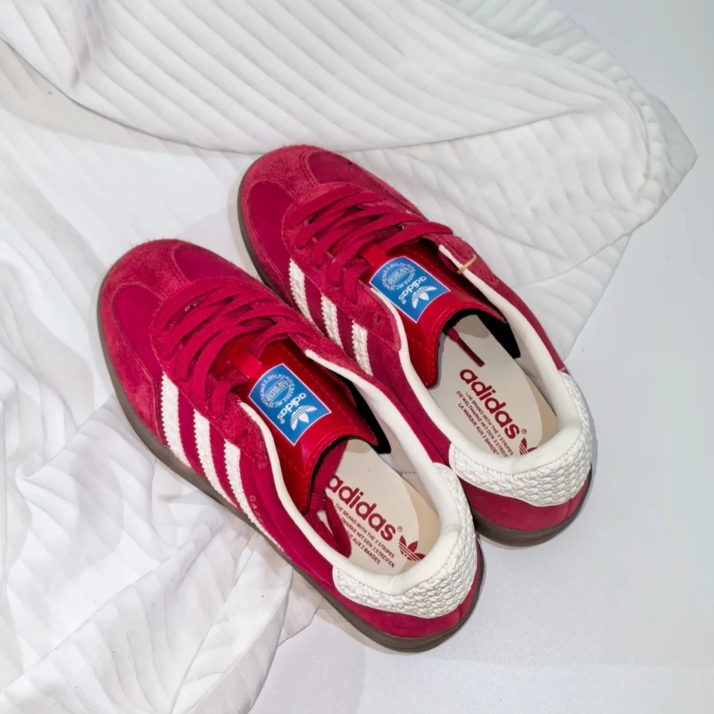 Adidas阿迪达斯三叶草GAZELLE浅猩红经典运动板鞋「T头鞋」IF1808