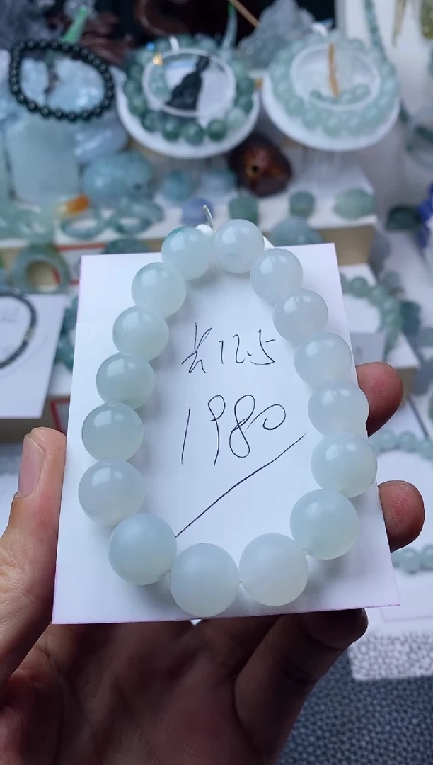 未镶嵌定制翡翠手串