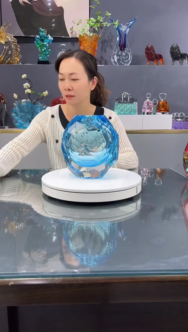 琉璃水晶琉璃花瓶1个