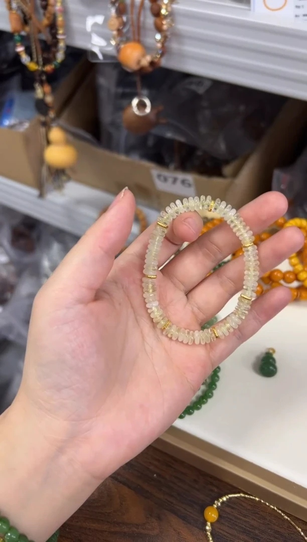 水晶手链未镶嵌柠檬黄水晶精工蝶珠款手链