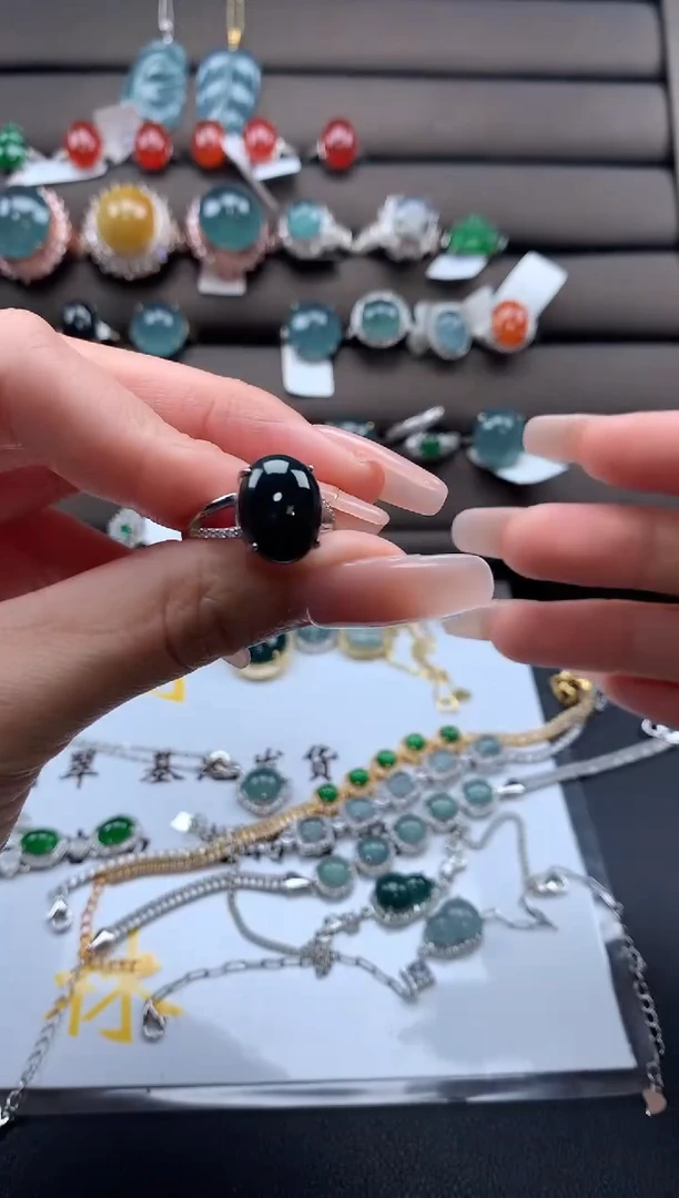 【闪购商品】翡翠戒指银S925镶嵌32132131