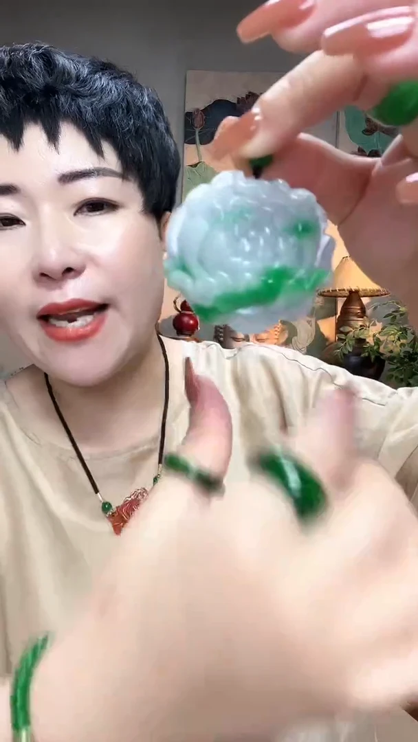 吊坠(赠链)合金翡翠935