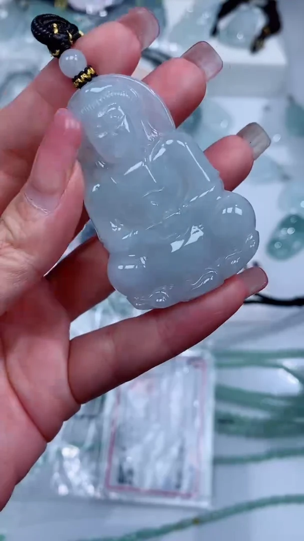 翡翠未镶嵌颈饰吊坠