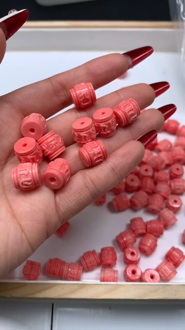 未镶嵌10*10mm拼合珍珠（马贝珠）C844女皇贝 六字真言桶珠4个6.8元