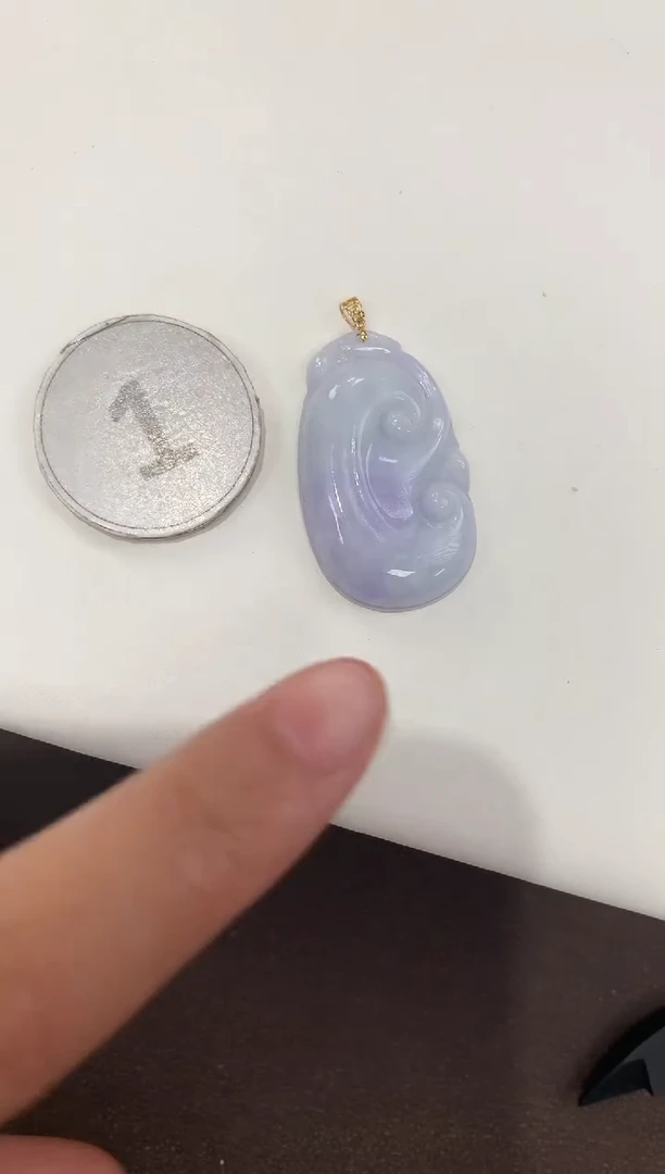 颈饰18K金镶嵌翡翠 天然缅甸a货翡翠