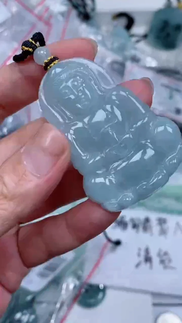 颈饰未镶嵌翡翠吊坠