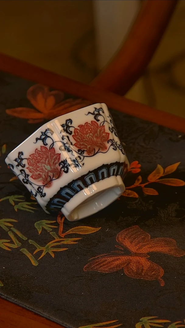 杯手工手绘杯杯很美丽