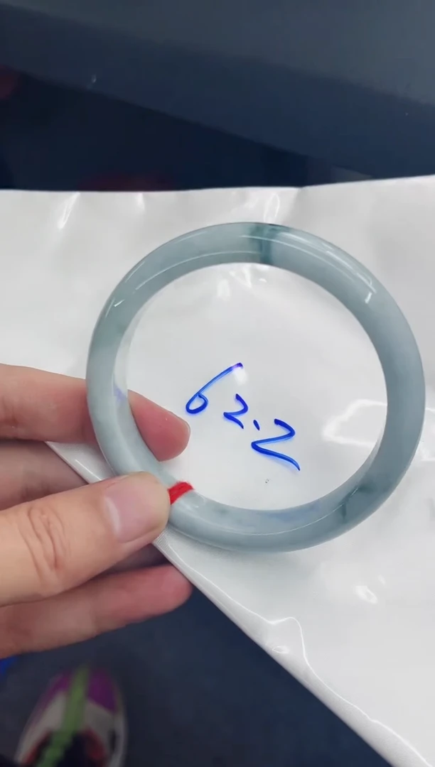 【闪购商品】翡翠手镯未镶嵌天然翡翠A货手镯