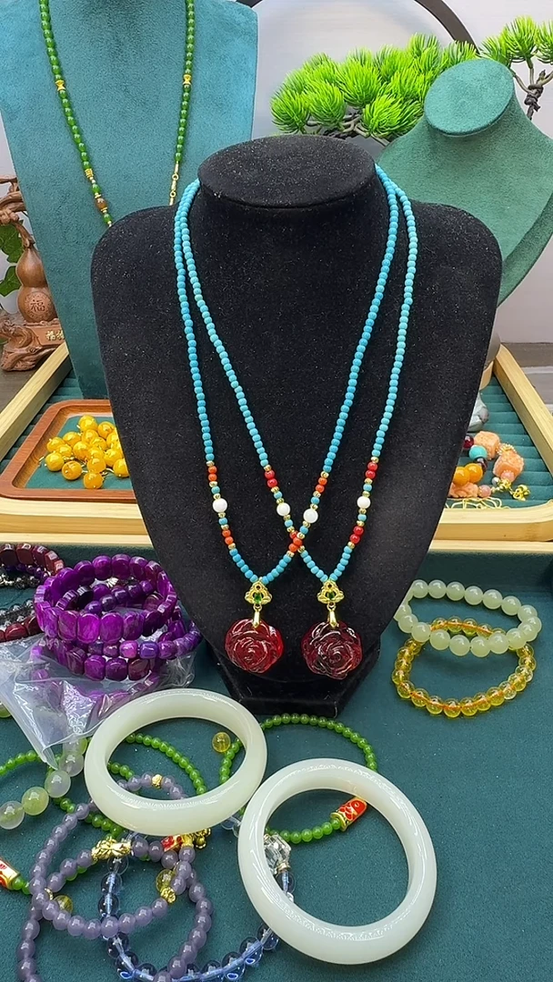 玛瑙/玉髓颈饰14K金镶嵌QL68