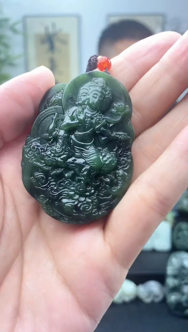 和田玉未镶嵌颈饰1