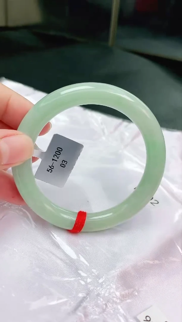 未镶嵌手镯翡翠缅甸天然A货翡翠手镯