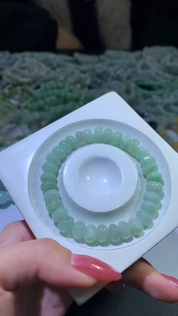 颈饰未镶嵌翡翠ZX018898