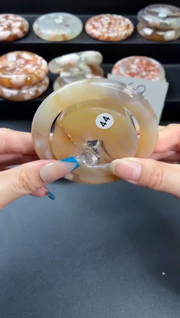 手镯玛瑙/玉髓未镶嵌石英质玉56圈55/56带(赠送镯心)