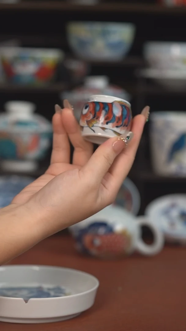 昨明炫彩红神仙鱼盖置  （宠粉福利 ）