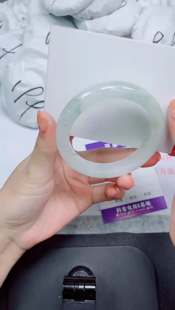 石英质玉手镯未镶嵌212-54