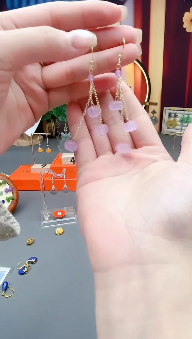 未镶嵌石英质玉（非洲翠）耳钉x05