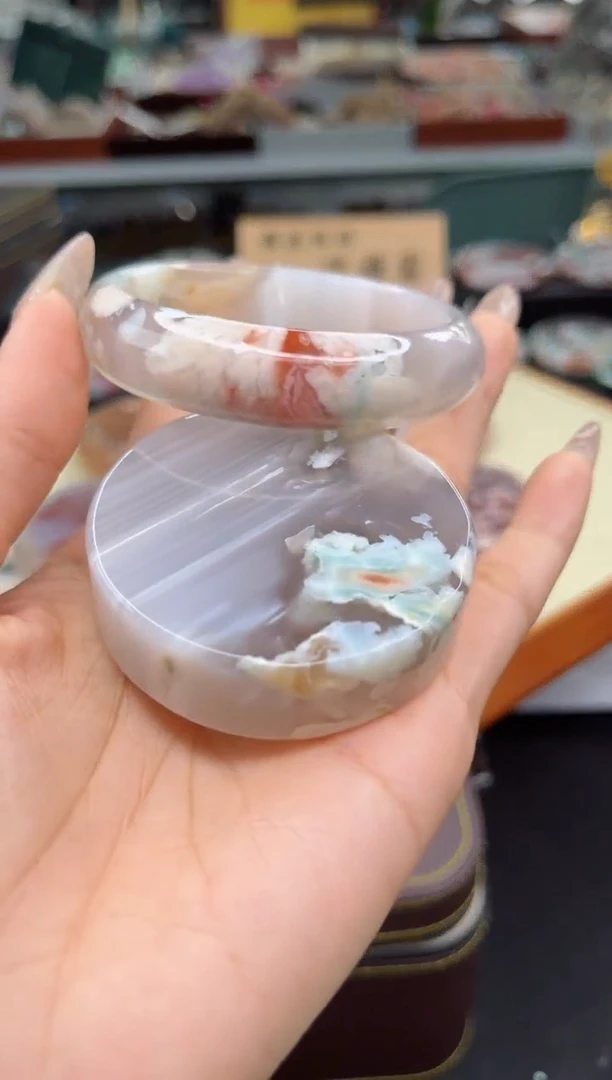 【闪购商品】石英质玉手镯未镶嵌57圈口（赠品镯心）S9054