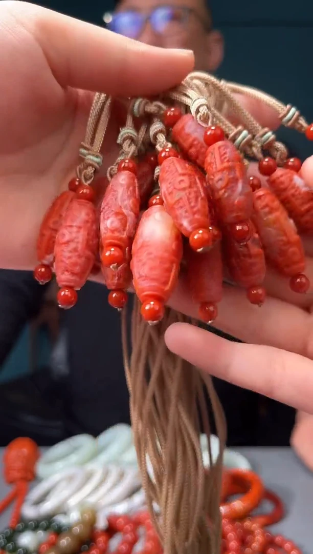 【闪购商品】南红玛瑙颈饰未镶嵌吊坠拍一发一多样性发货