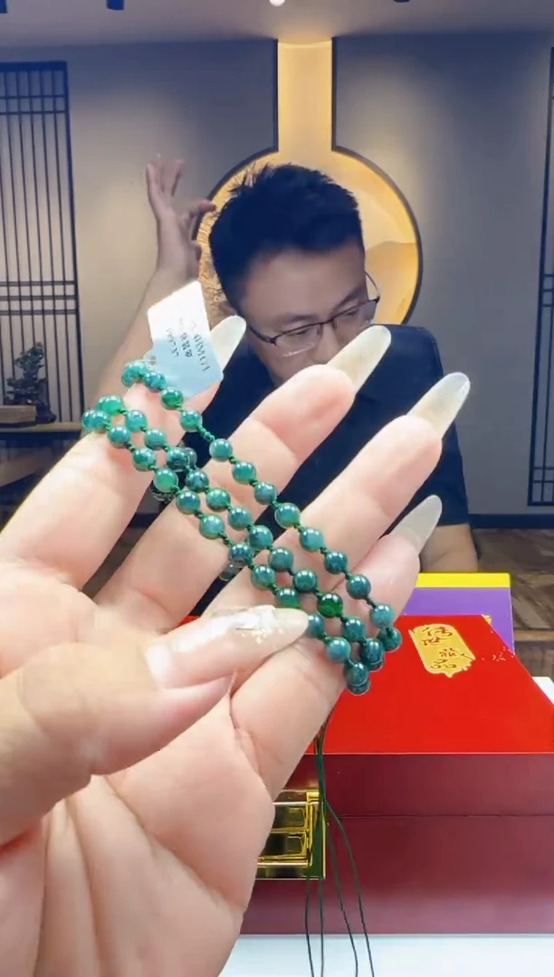 未镶嵌定制翡翠Q68002翡翠多样性发一