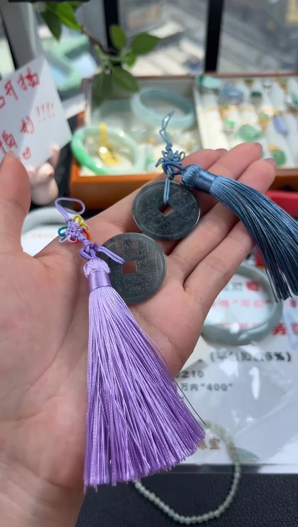 【闪购商品】翡翠未镶嵌颈饰挂件