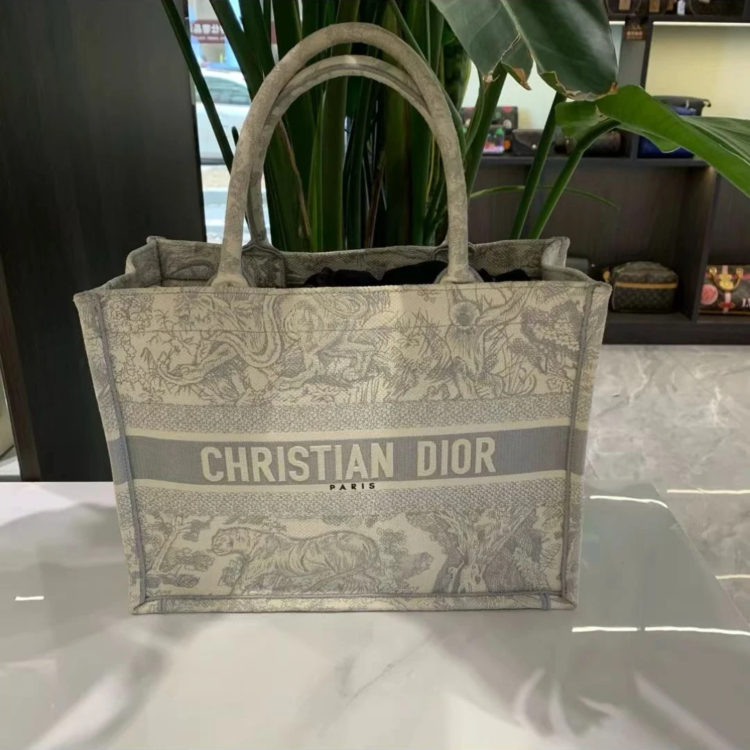95新 DIOR/迪奥 动物园 白灰色中号托特包/BGH401960027