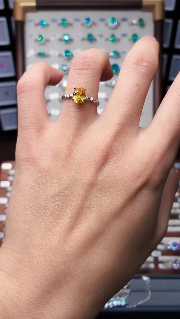 戒指彩色蓝宝石银S925镶嵌1888