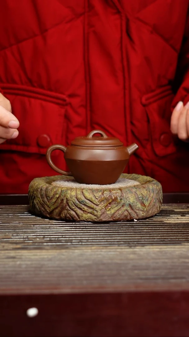 宜兴原矿紫砂壶茶壶宜兴原矿紫砂壶茶壶100C