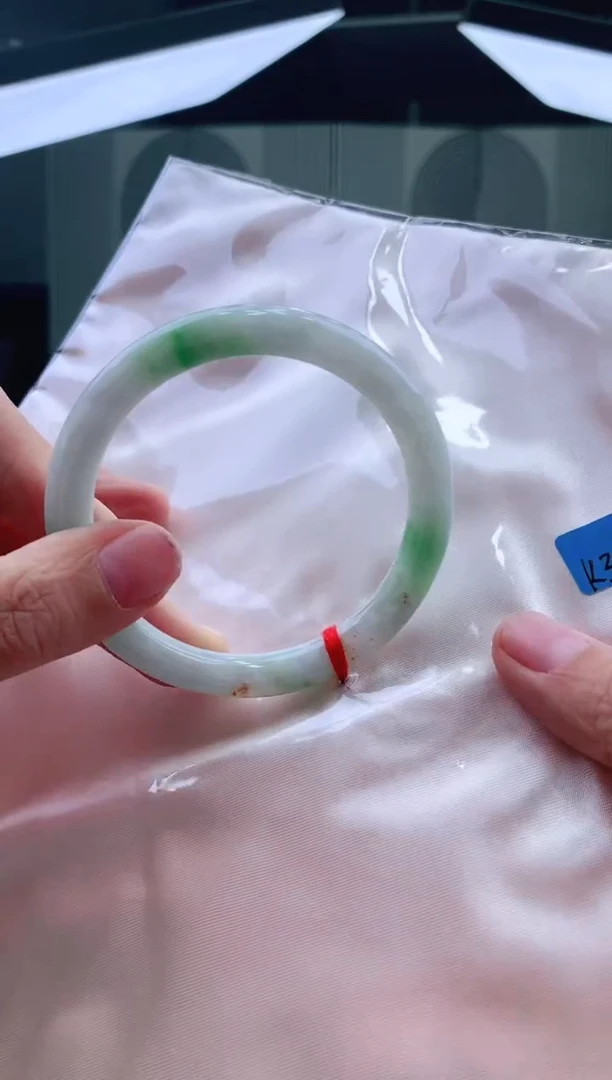 未镶嵌手镯翡翠55+