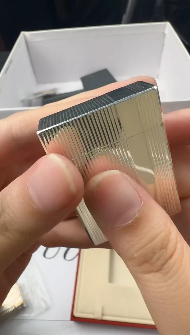 大甩卖  大出血场