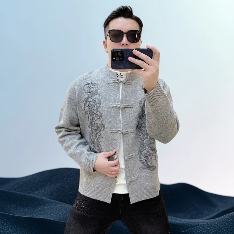 巴赛娜缇新款简约古风刺绣百搭羊毛衫修身潮流针织毛衣男开衫外套