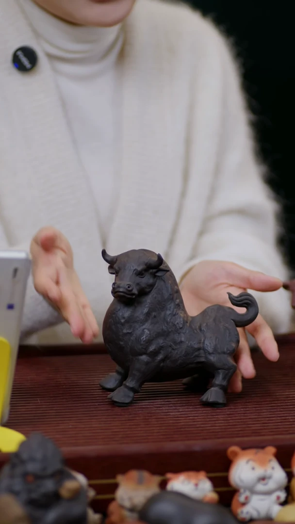 【闪购商品】紫砂茶宠牛气冲天