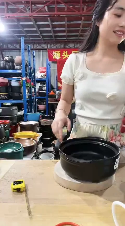 3445瑕疵黑锅不带盖釉不匀