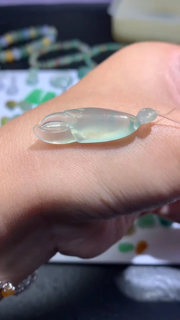 未镶嵌定制翡翠毛货