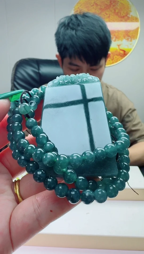 翡翠未镶嵌颈饰多样性随机发其一