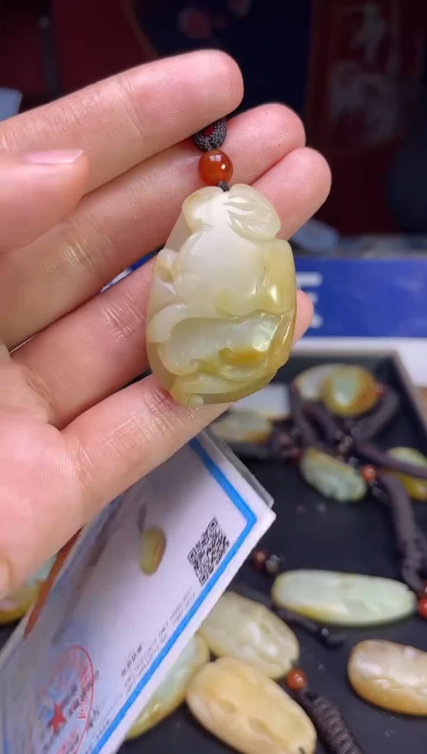 颈饰未镶嵌和田玉123