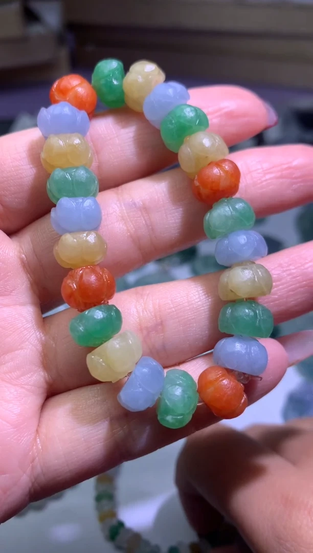 【闪购商品】定制翡翠未镶嵌毛货