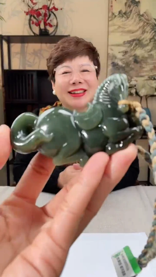 【闪购商品】定制和田玉多样性拍一发一