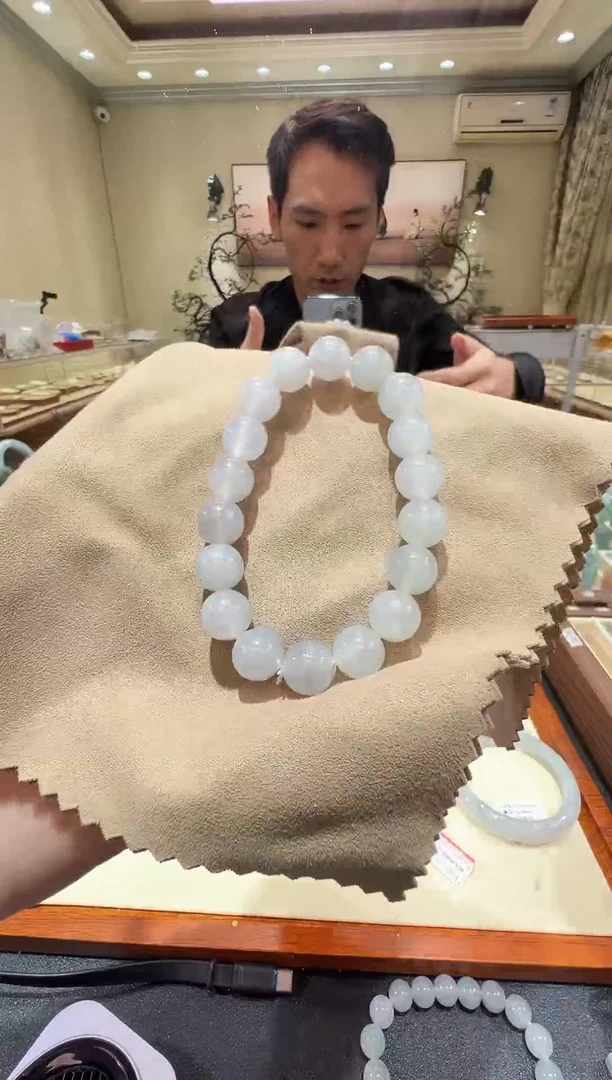 未镶嵌手串翡翠-纯天然缅甸A货翡翠手串-10mm