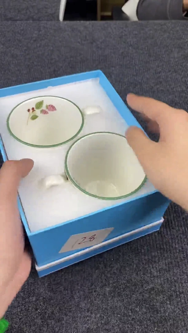瓷片手工商品，没有品牌